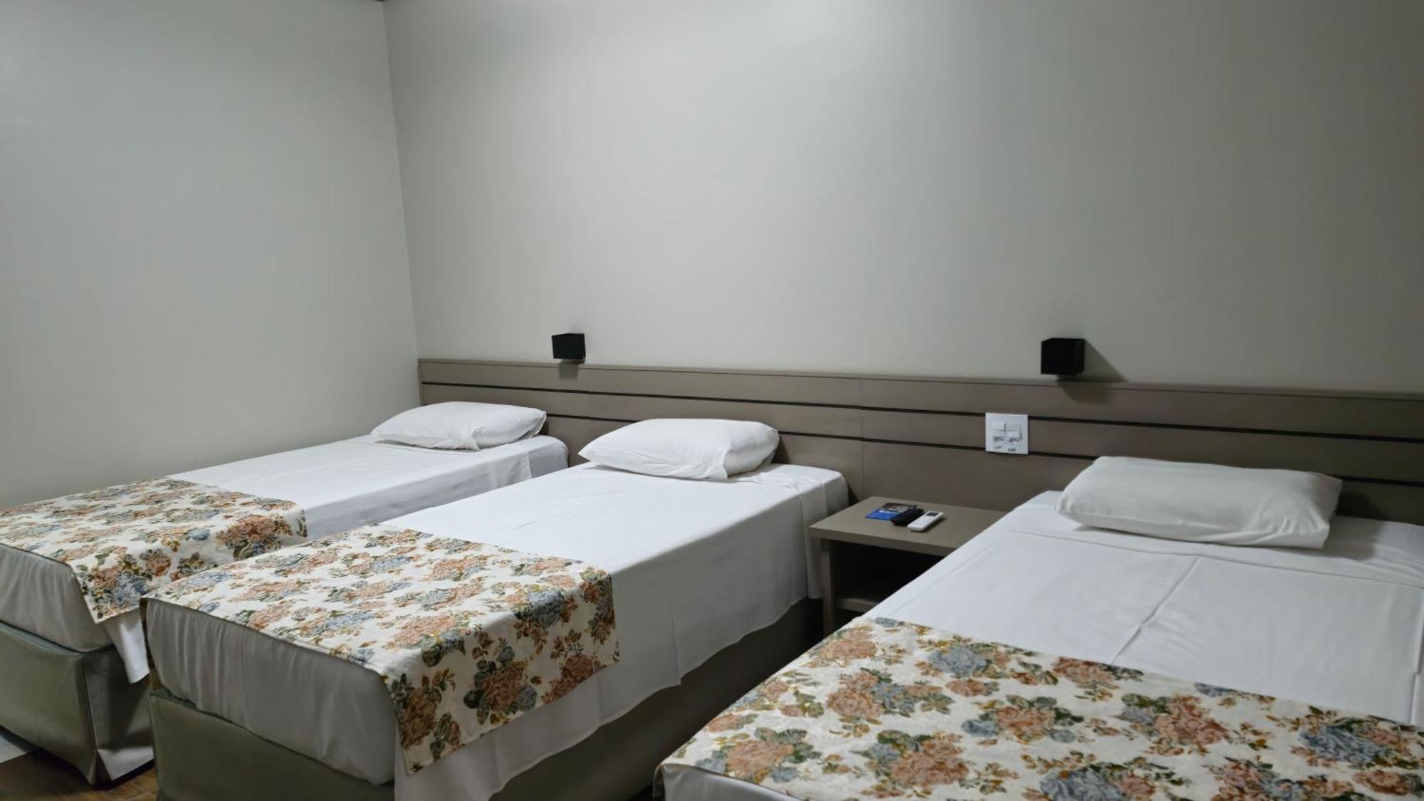 Hotel Dan Inn Uberlandia By Nacional Inn Bagian luar foto